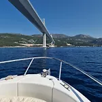 Family Majcica - Malo Misto krevet i doručak 4*