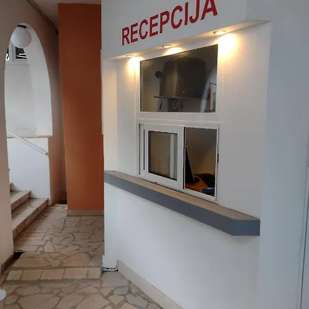 Family Majcica - Malo Misto Bed & Breakfast Klek