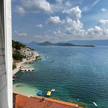 Bed & Breakfast Family Majcica - Malo Misto 4*