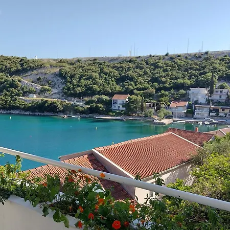 Family Majcica - Malo Misto 4*