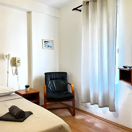Family Majcica - Malo Misto Bed & Breakfast 4*