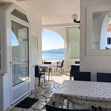 Family Majcica - Malo Misto Bed & Breakfast 3*